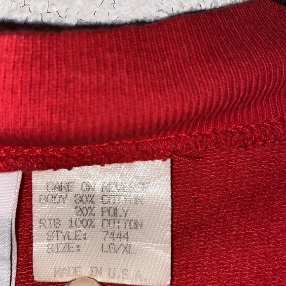 Vintage Create Havoc Red Cropped Sweatshirt Womens Size L/XL - Picture 3 of 4